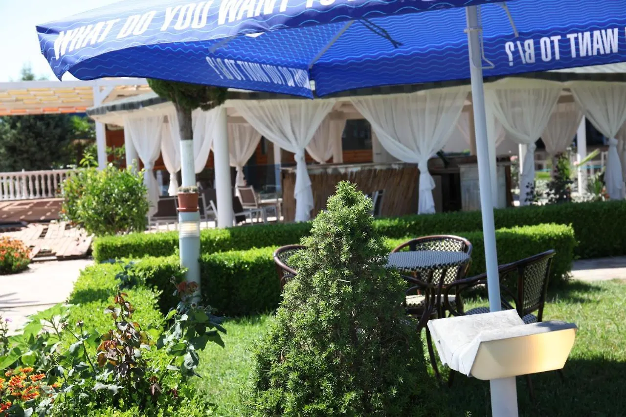 Freskia Resort Velipojë Hotel